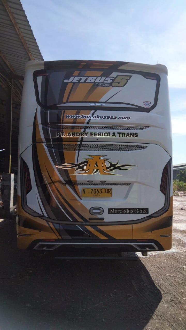 AKAS AAA24-MERCEDES BENZ-OH 1626 L (4X2)
