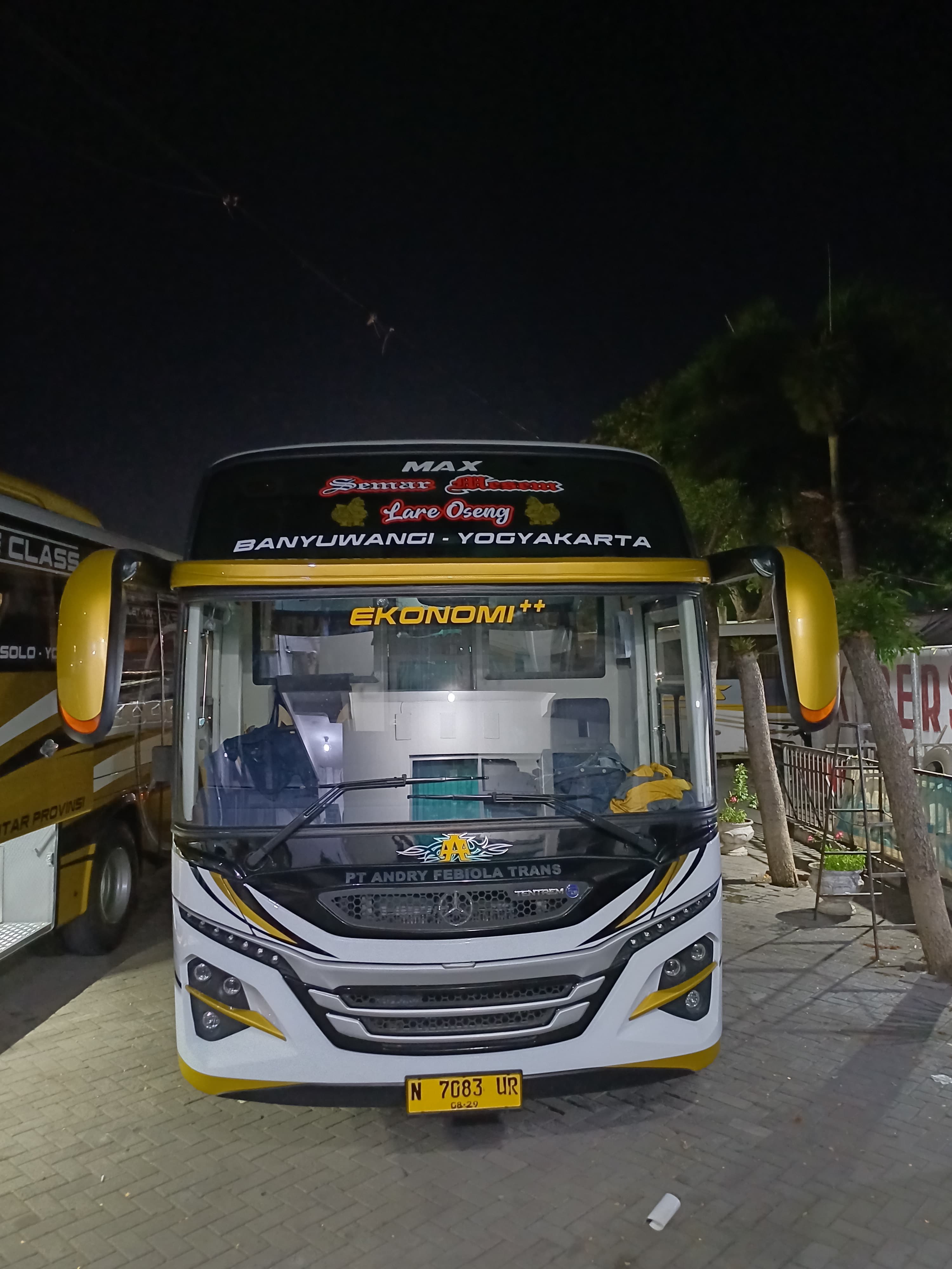 AKAS AAA11-MERCEDES BENZ-OF 1623
