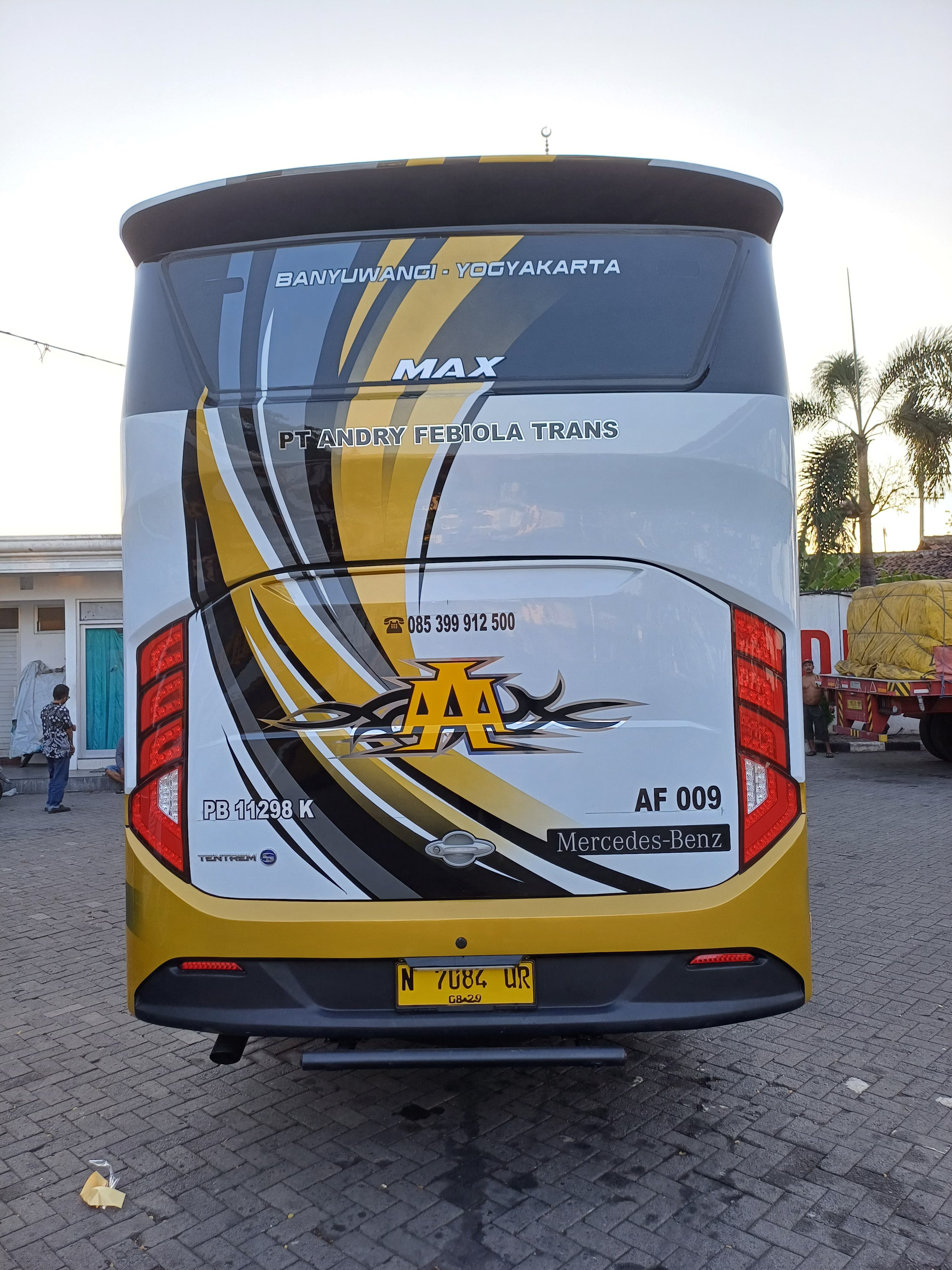 AKAS AAA10-MERCEDES BENZ-OF 1623 L (4X2)